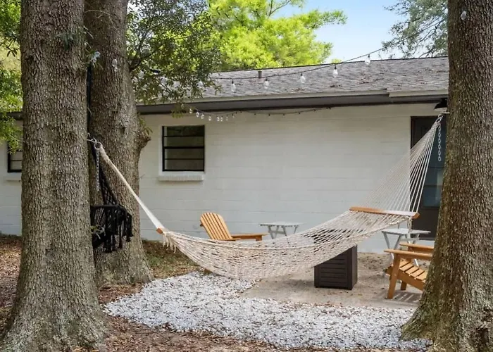The Panam Fire Pit Bbq Kid & Dog Friendly Pensacola